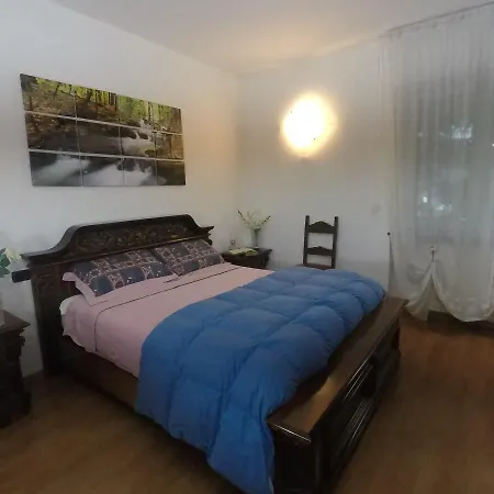 Luxury Ornella With Private Pool فيلة مانديلو ديل لاريو